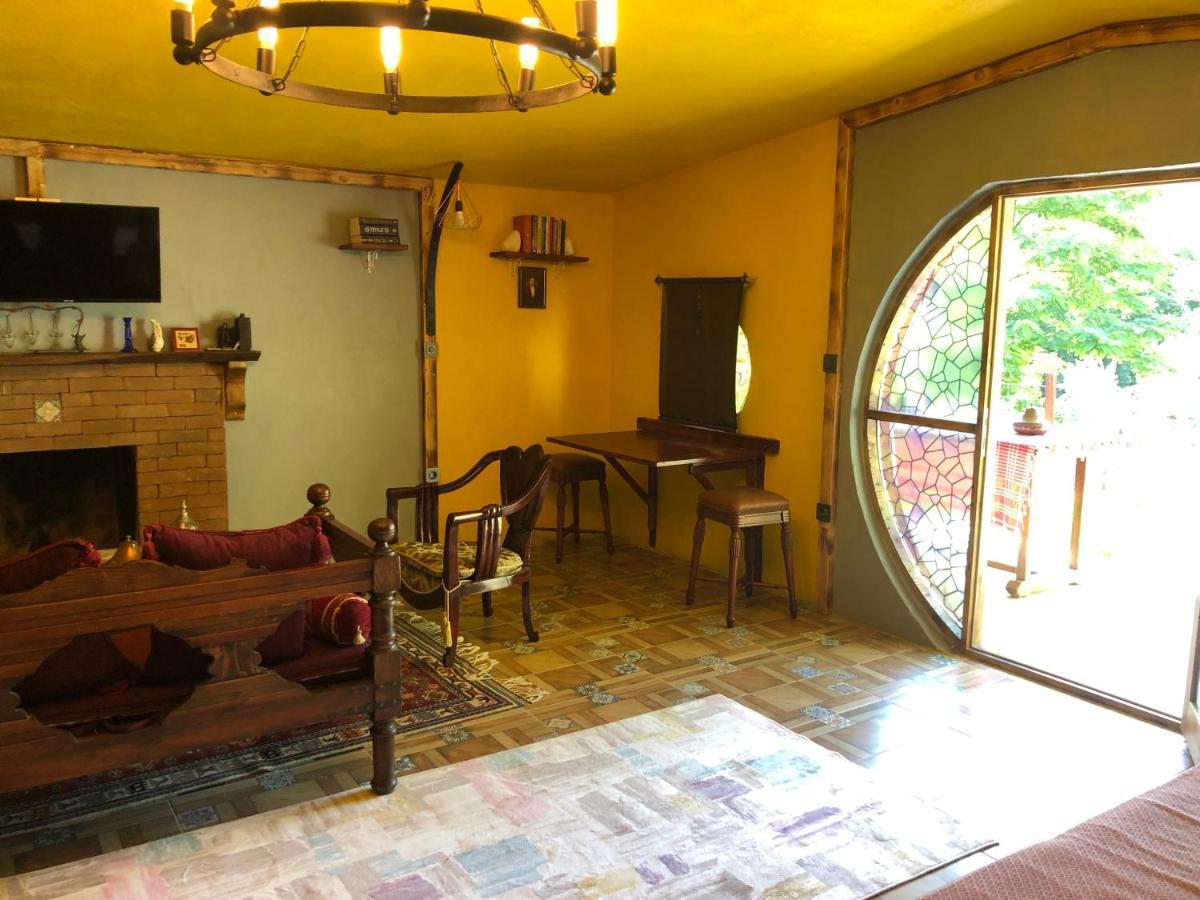 Happyhobbit Forest, Lake View, Fireplace , Jakuzi ,In サパンジャ エクステリア 写真